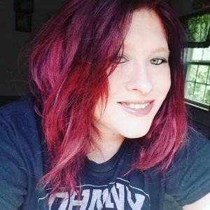 Meet your Posher, Tesa